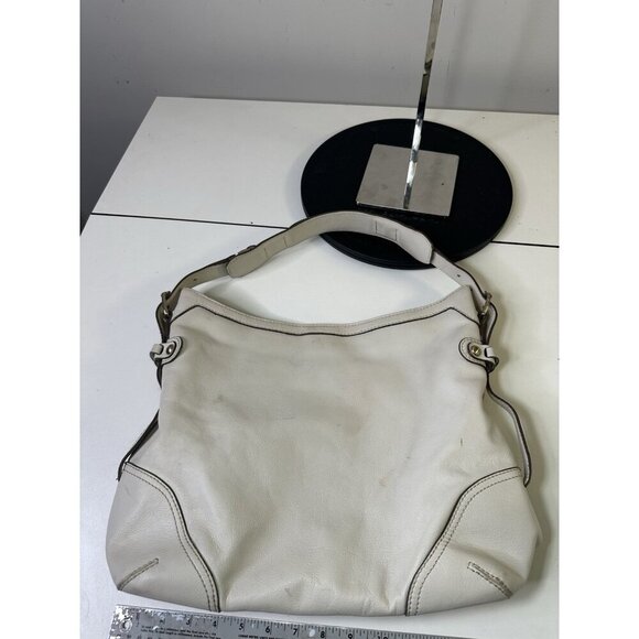 Michael Kors White Leather Tote Bags - Picture 6 of 10